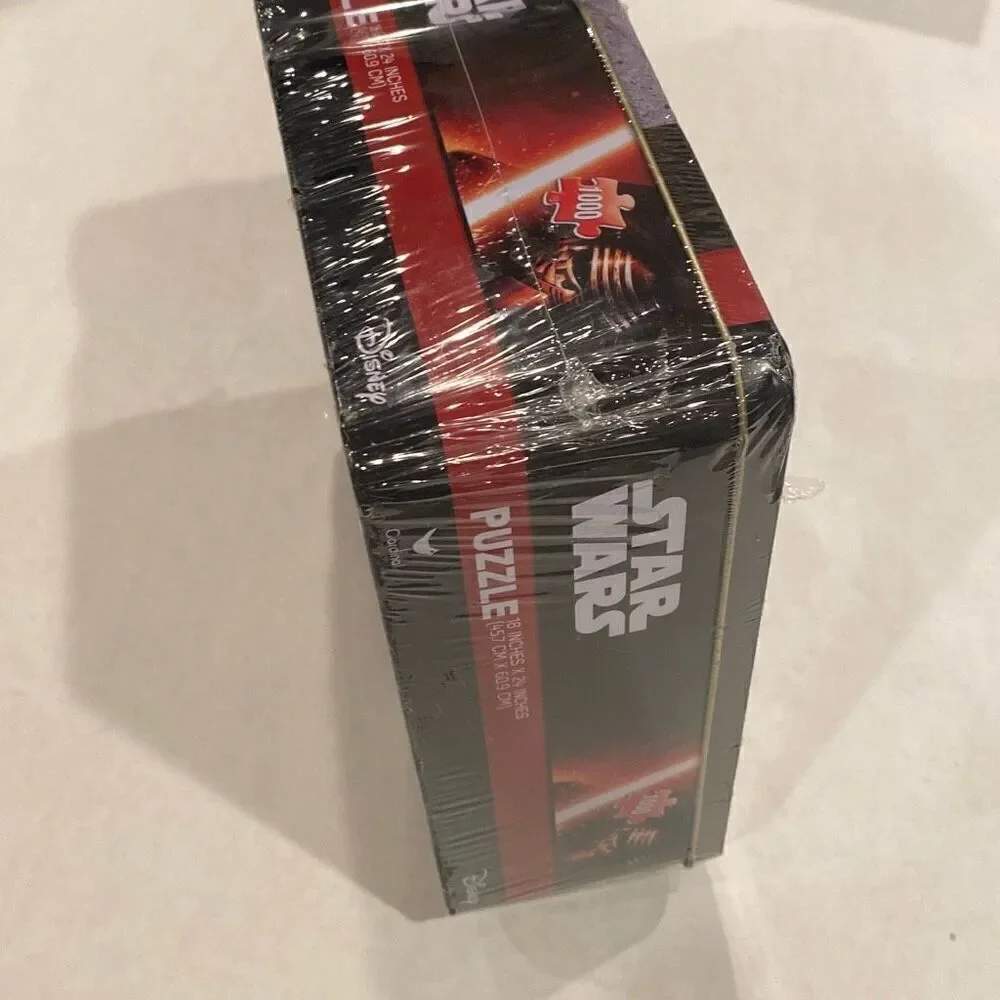 NEW Star Wars Jigsaw Puzzle 18”x24” The Force Awakens 1000 Pieces Collector Tin
